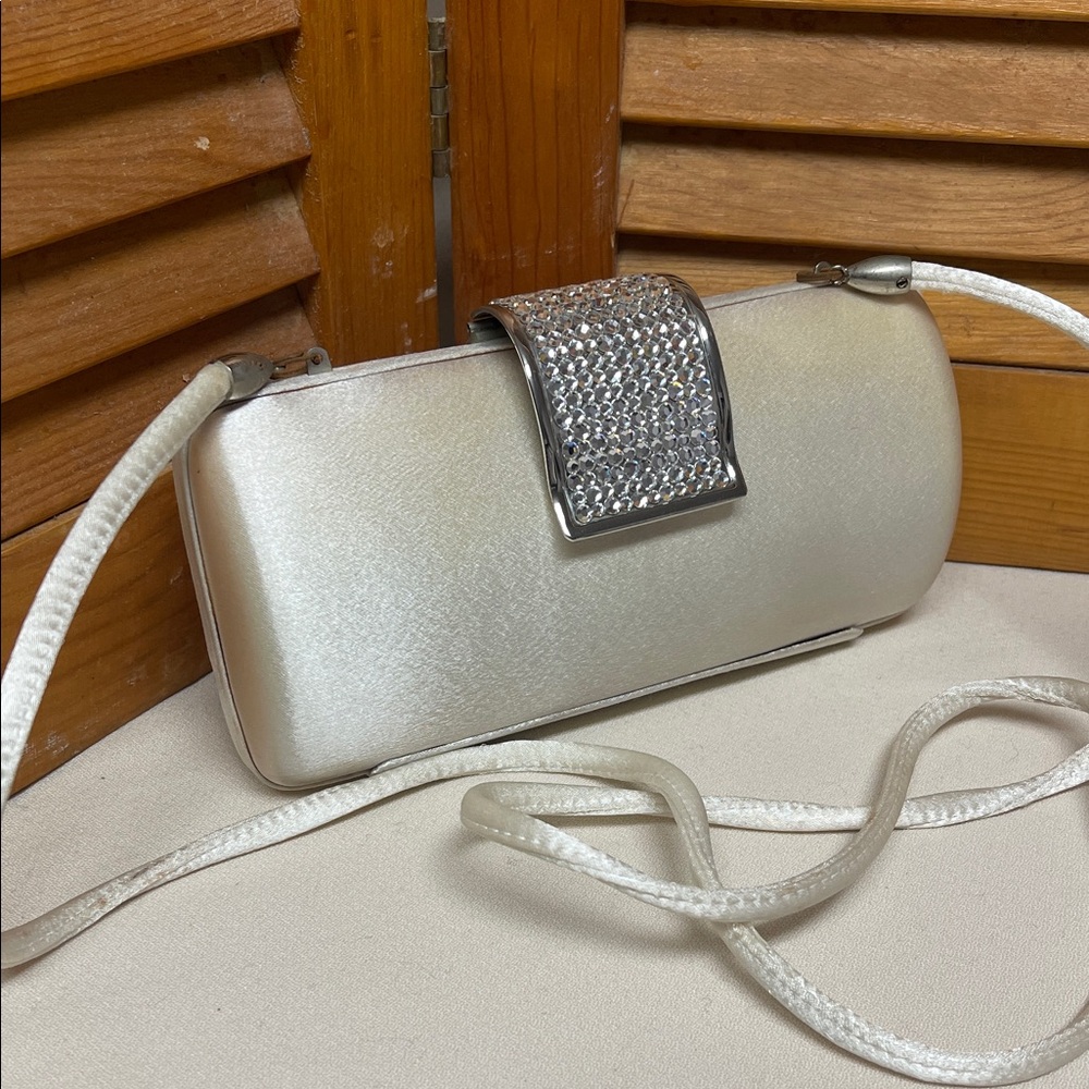 Vintage Cream Satin Clutch Bag